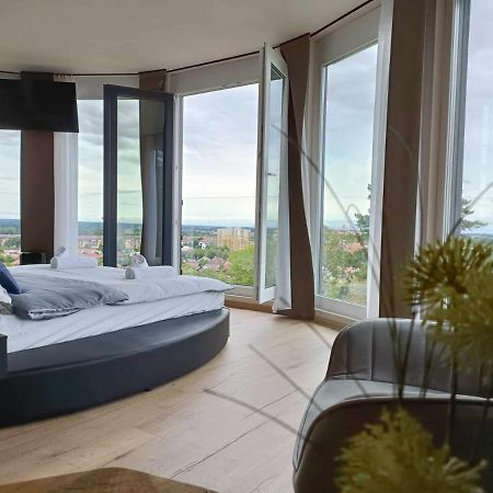 West Panorama Penthouse - Apartment With A Fantastic View Of The City Szombathely Ngoại thất bức ảnh