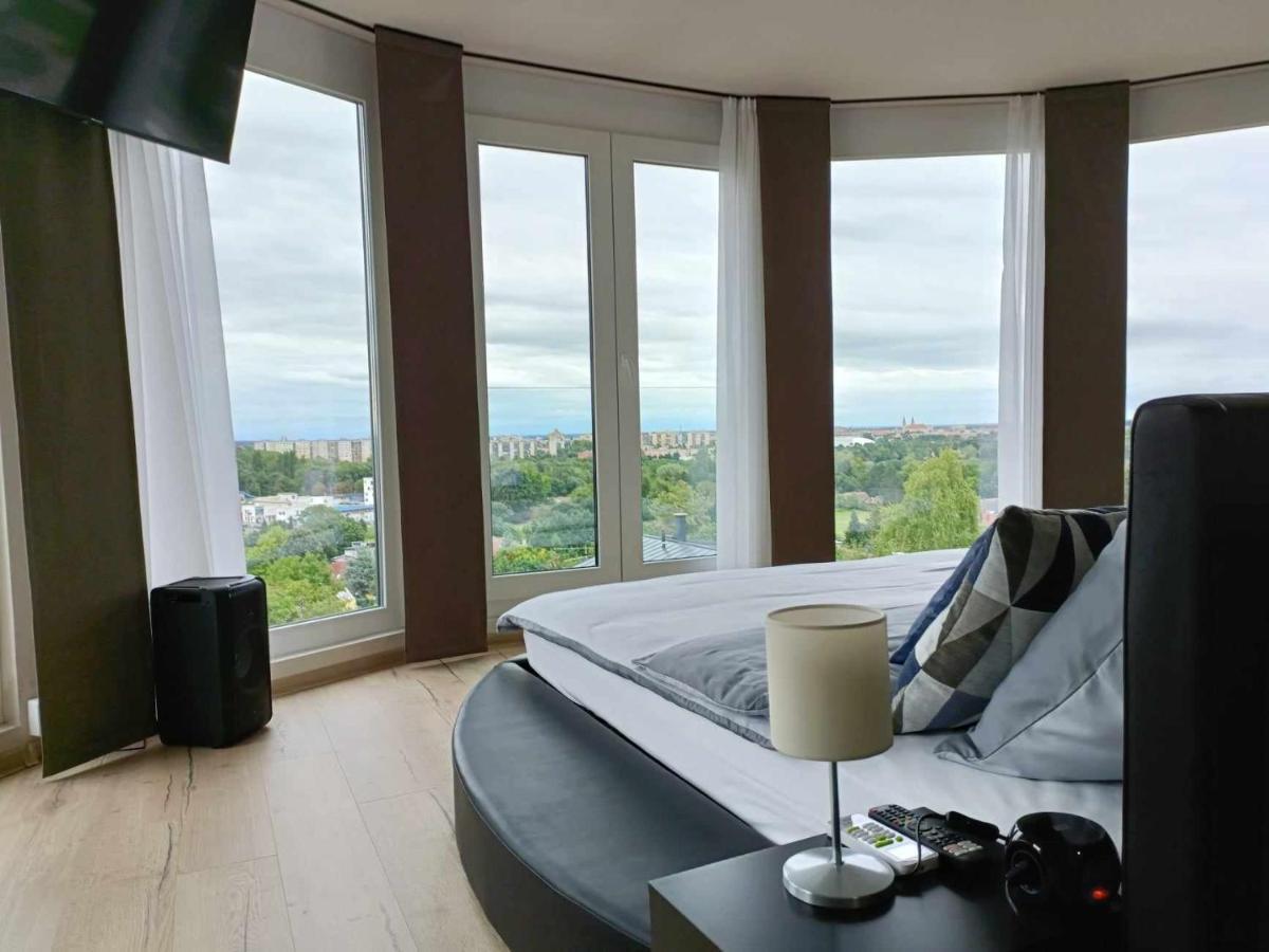 West Panorama Penthouse - Apartment With A Fantastic View Of The City Szombathely Ngoại thất bức ảnh