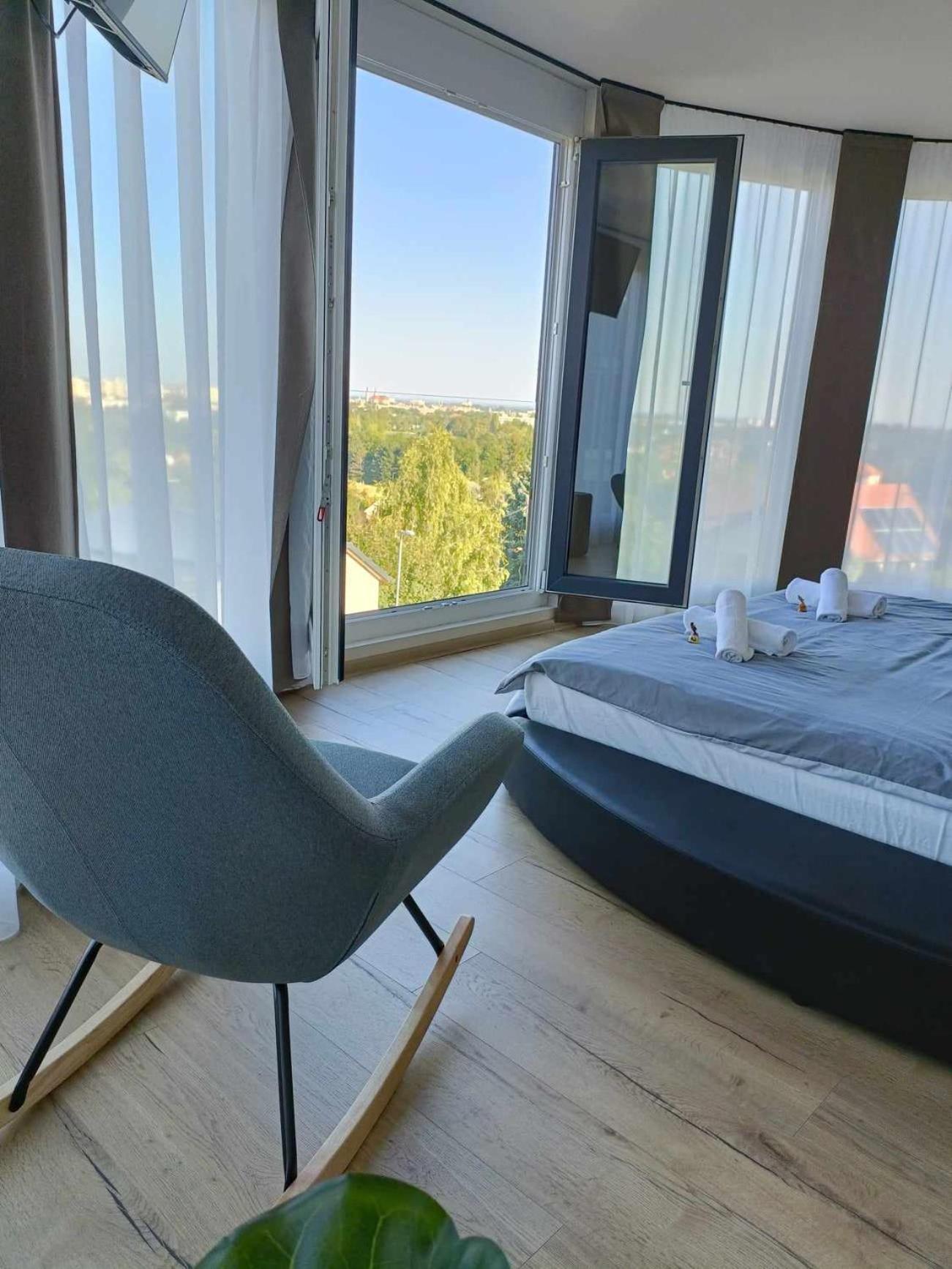 West Panorama Penthouse - Apartment With A Fantastic View Of The City Szombathely Ngoại thất bức ảnh