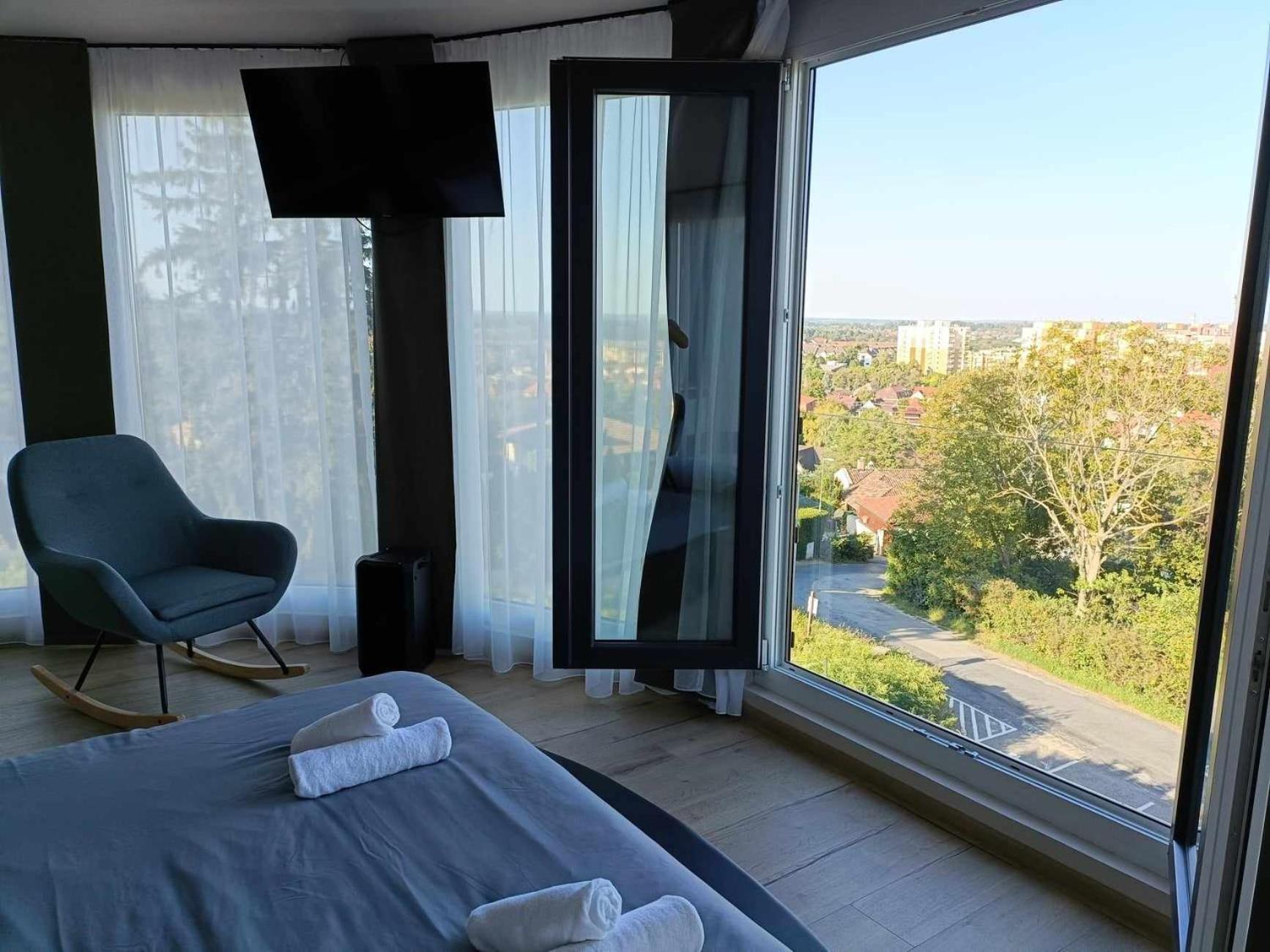 West Panorama Penthouse - Apartment With A Fantastic View Of The City Szombathely Ngoại thất bức ảnh
